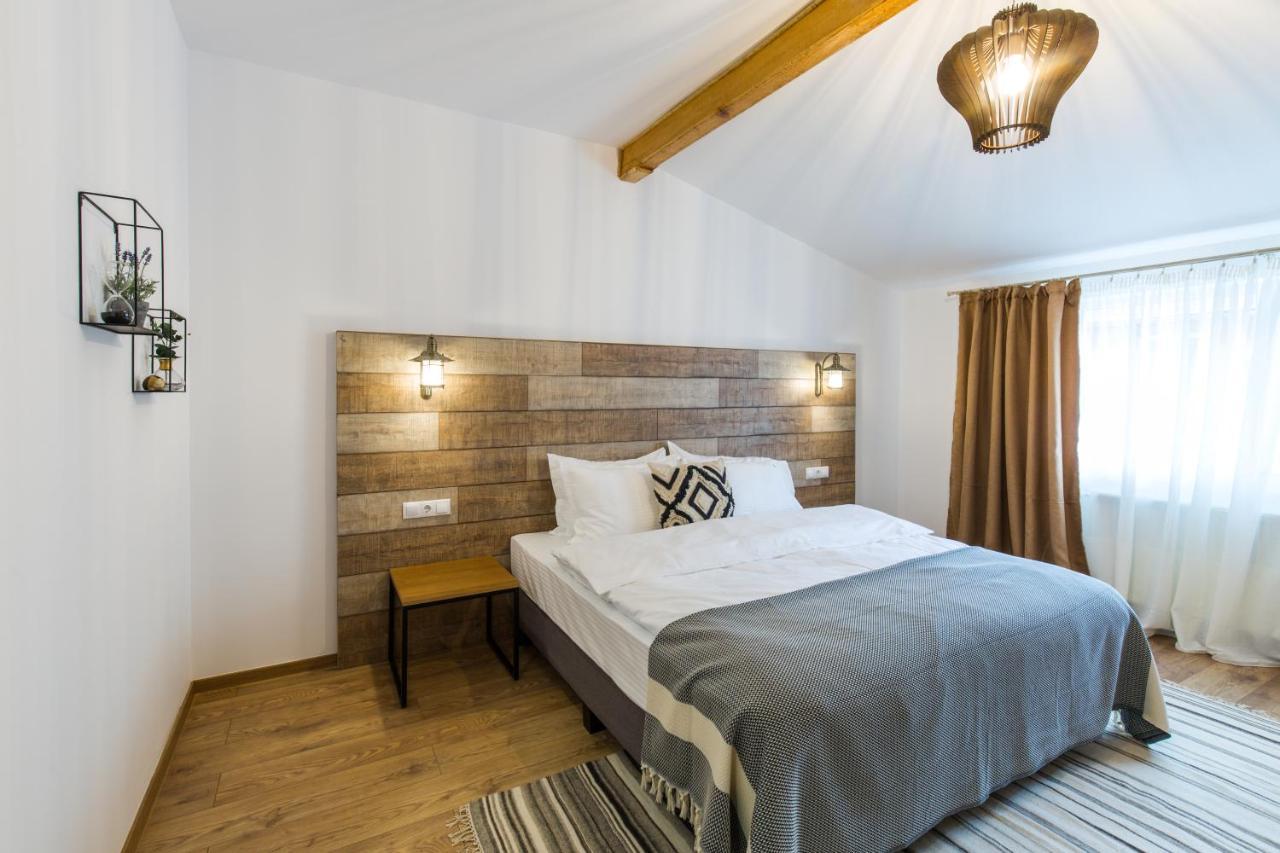 Drachenhaus Urban Villa Braşov Buitenkant foto